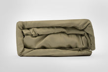 Load image into Gallery viewer, 100% Bamboo 2000 Sheet Set.